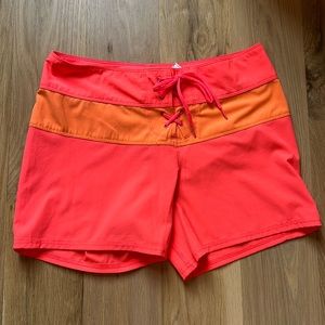 NWOT women’s Roxy Boardshorts